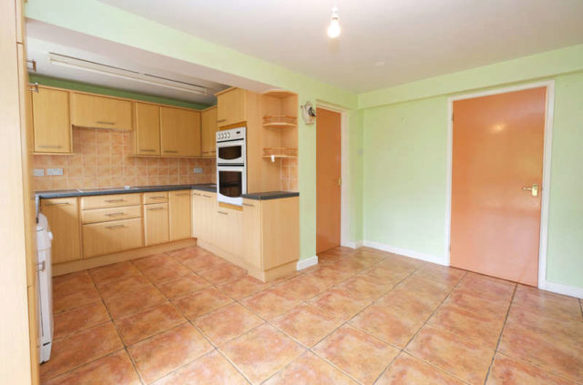 Image of 4 bedroom Detached house for sale in Evesbatch Evesbatch Bishops Frome Worcester WR6 at Bishops Frome Herefordshire Worcester, WR6 5BE